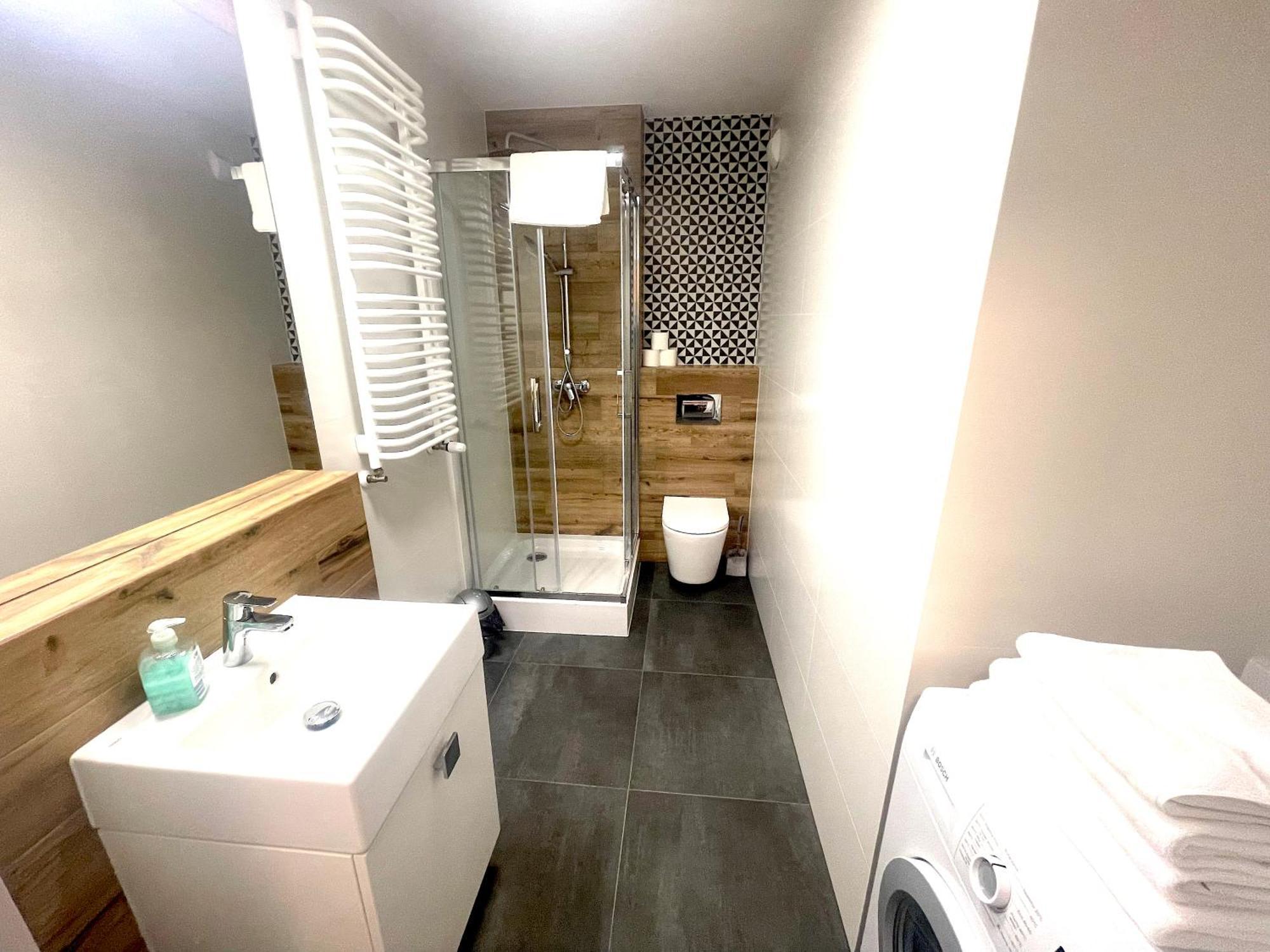 Apartment Premium Atal City Square-Free Parking Space In The Garage Wroclaw Bagian luar foto
