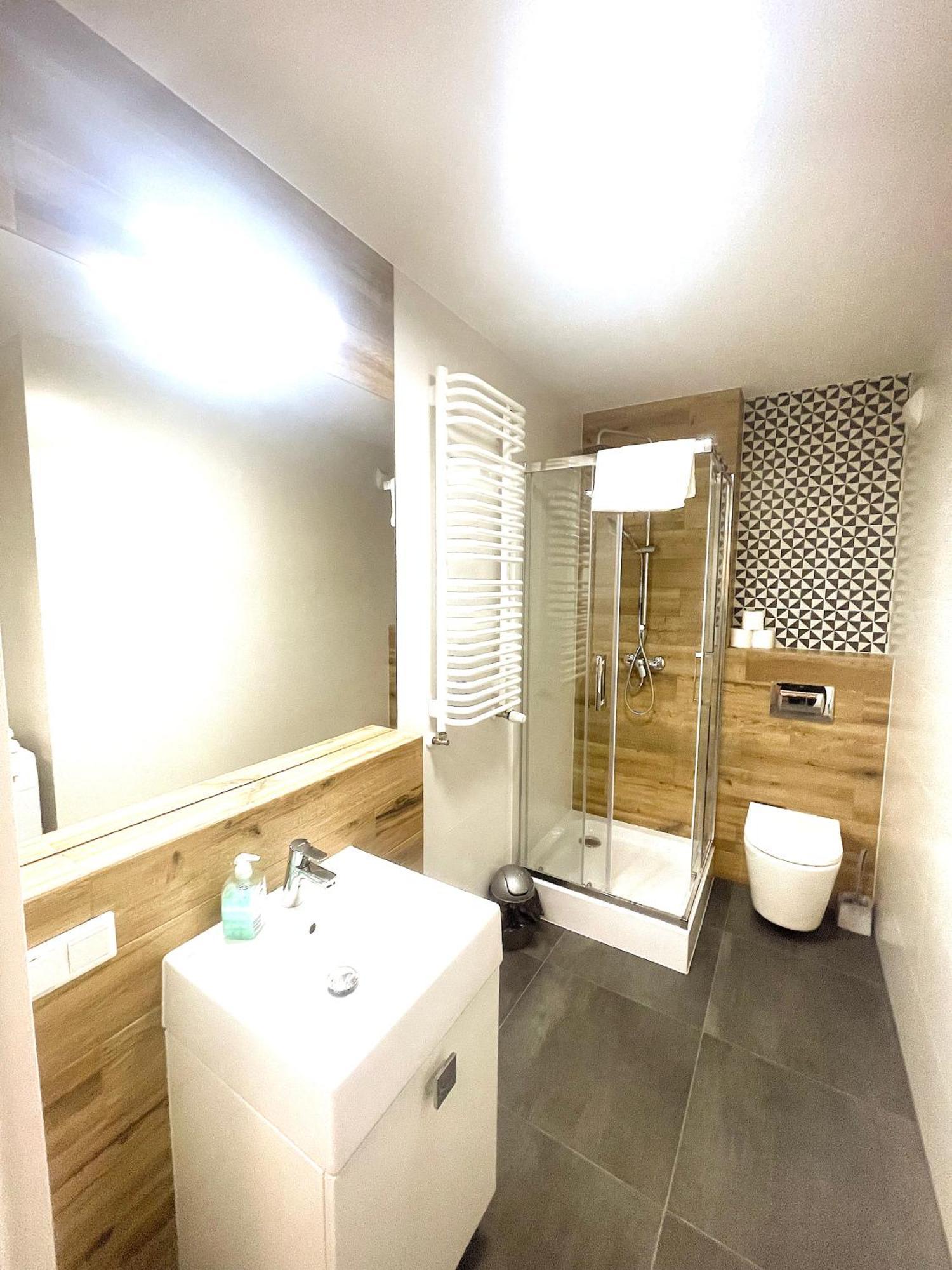 Apartment Premium Atal City Square-Free Parking Space In The Garage Wroclaw Bagian luar foto